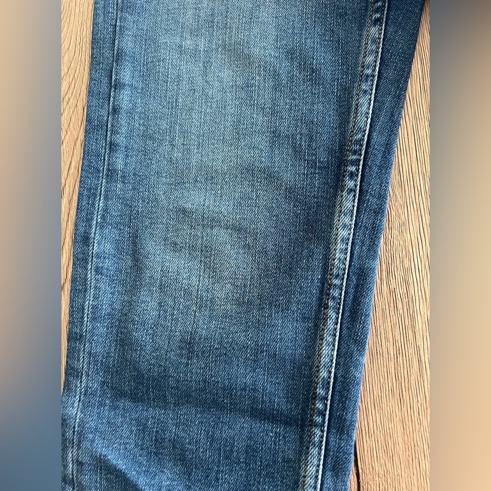Jeans - Picture 9 of 9